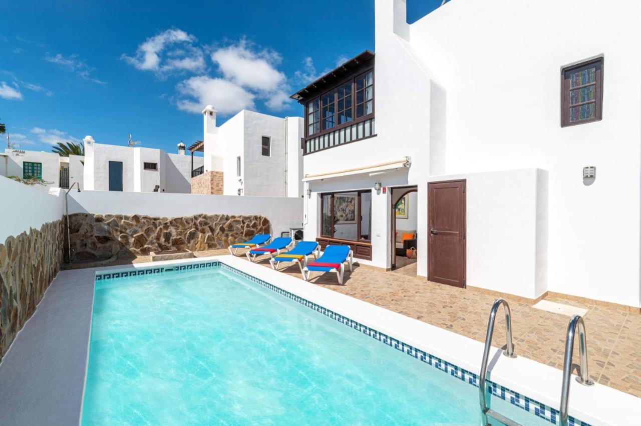 Villa Margarita By Villa Plus Tias Exterior photo