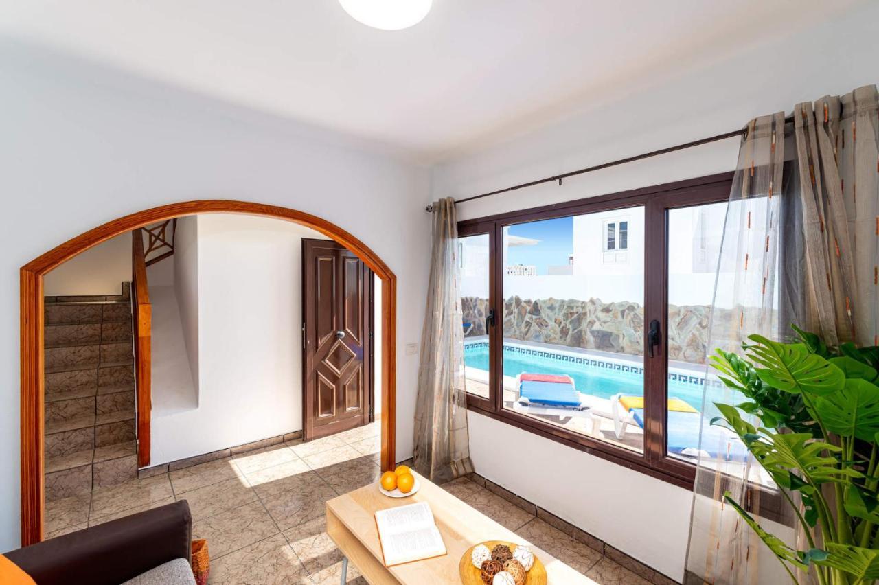 Villa Margarita By Villa Plus Tias Exterior photo