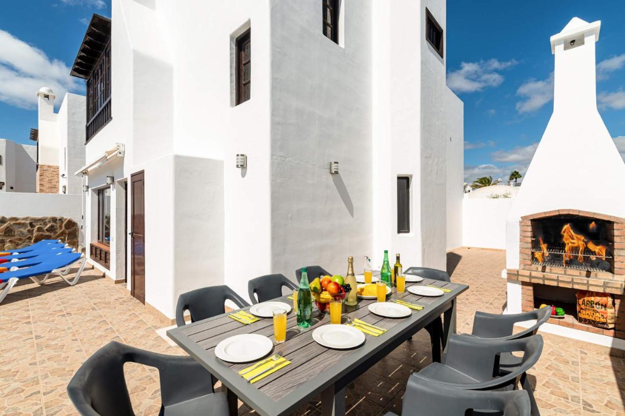 Villa Margarita By Villa Plus Tias Exterior photo